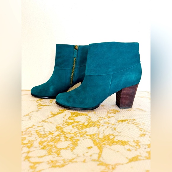 🔥🔥FINAL CLEARENACE 🔥🔥 COLE HAAN Cassidy Nike Air Green Suede Leather Bootie - Picture 1 of 8